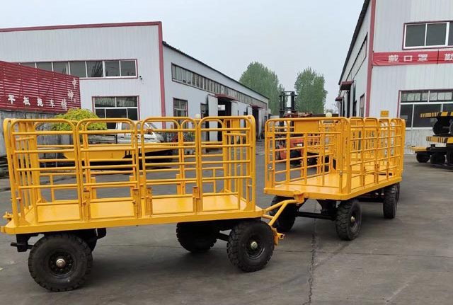 行李托運平板拖車(chē)